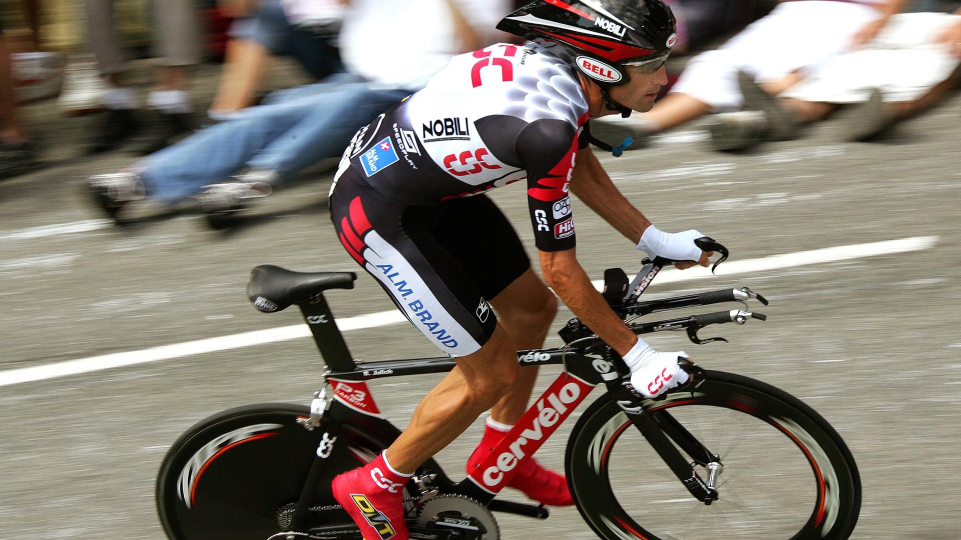 浓眉关键一击定乾坤，山西队正面击溃猛龙创历史